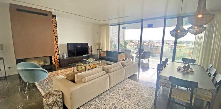 3 dormitorios Penthouse en Enkomi, Cyprus No. 65883