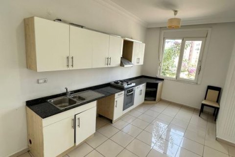 6 rooms Appartement à Mahmutlar, Turkey No. 21762 5