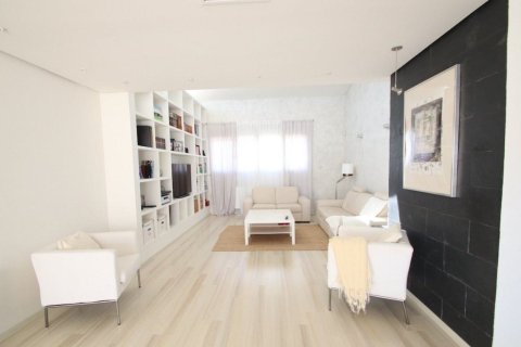 5 dormitorios Villa en Torrevieja, Spain No. 26247 2