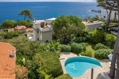 5 bedrooms Villa in Antibes, France No. 67306 3