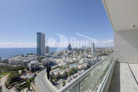 3 dormitorios Apartment en Mouttagiaka, Cyprus No. 76055 9