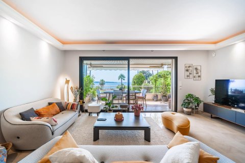 3 dormitorios Apartment en Cannes, France No. 67276 3