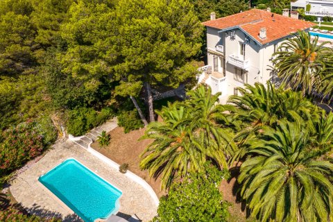 6 bedrooms Villa in Antibes, France No. 67278 1