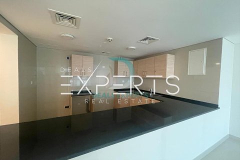 1 bedroom Apartment in Al Reem Island, UAE No. 9725 7