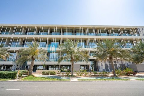 2 dormitorios Apartment en Al Raha Beach, UAE No. 6098 1