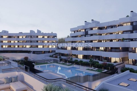 4 dormitorios Penthouse en Estepona, Spain No. 27803 2