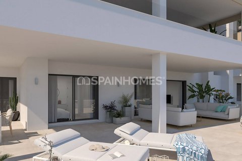 4 bedrooms Penthouse in Estepona, Spain No. 27803 13