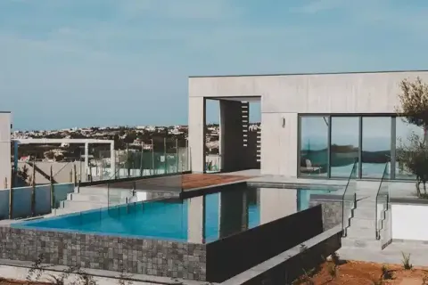 6 bedrooms Villa in Pegeia, Cyprus No. 29357 1