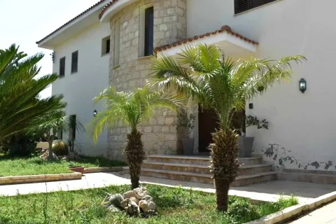 3 dormitorios Villa en Pyrgos, Cyprus No. 29352 4