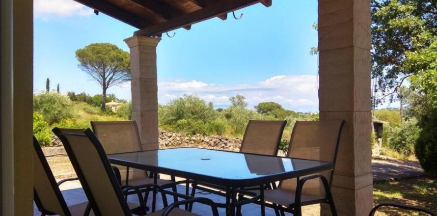 1 bedroom Villa in Corfu, Greece No. 61603