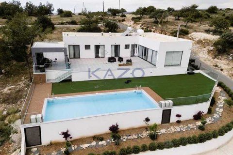 4 bedrooms House in Souni–Zanatzia, Cyprus No. 62800 1