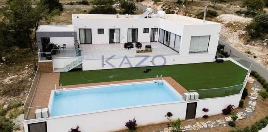 4 bedrooms House in Souni–Zanatzia, Cyprus No. 62800