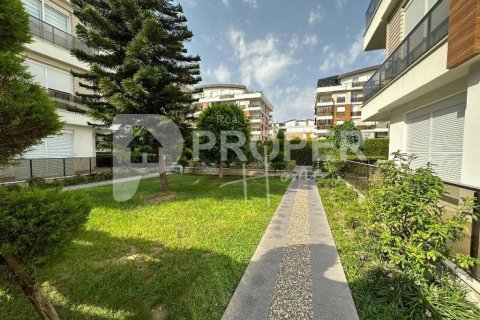 6 rooms Apartment in Konyaalti, Turkey No. 10813 3