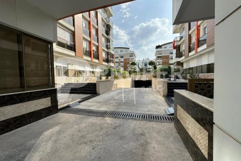 6 rooms Apartment in Konyaalti, Turkey No. 10813 2