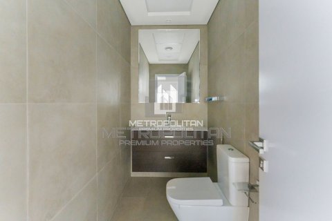 2 bedrooms Apartment in Marina Arcade Tower, UAE No. 10769 16