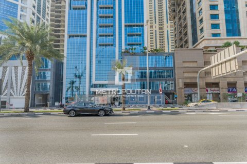 2 dormitorios Apartment en Marina Arcade Tower, UAE No. 10769 22