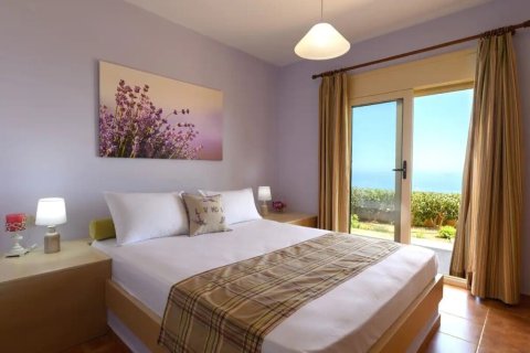 6 rooms Villa in Lasithi, Greece No. 51612 8