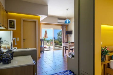 6 rooms Villa in Lasithi, Greece No. 51612 5