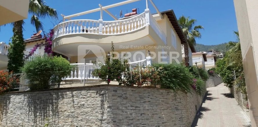 0+4 Villa in Tepe, Turkey No. 12525