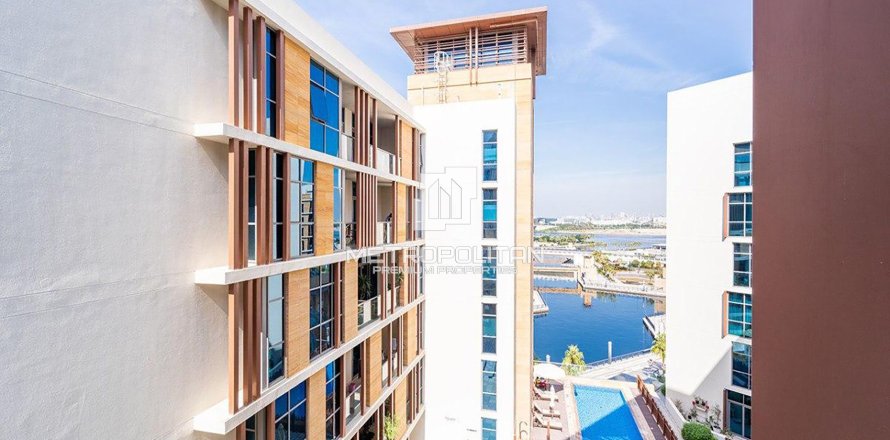 Studio Apartment in Culture Village, UAE No. 42242