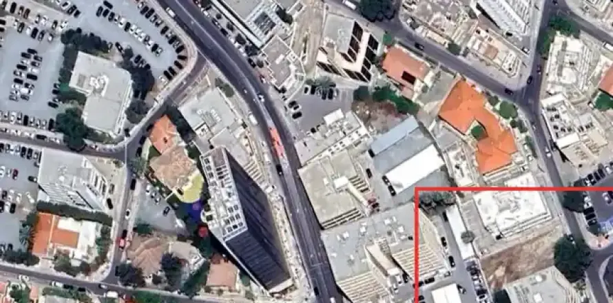 784m² Land in Nicosia, Cyprus No. 44110