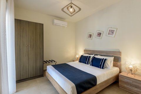 3 dormitorios Apartment en Chania, Greece No. 24158 8