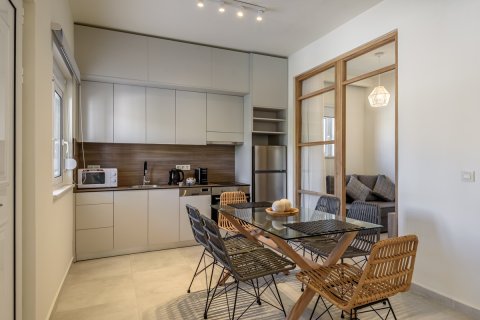 3 dormitorios Apartment en Chania, Greece No. 24154 2