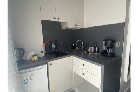 2+1 Apartment in Kadikoy, Turkey No. 17361 12