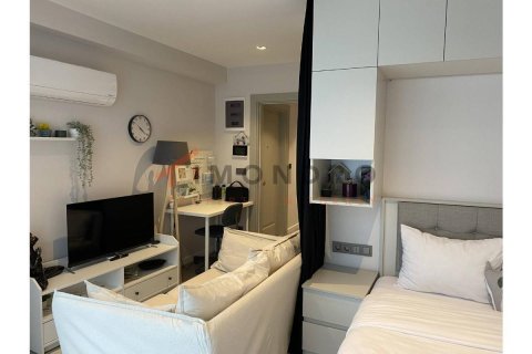 2+1 Apartment in Kadikoy, Turkey No. 17361 11