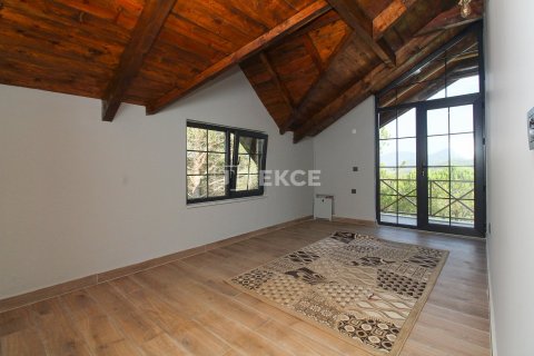 3+1 Villa in Cinarcik, Turkey No. 17330 17