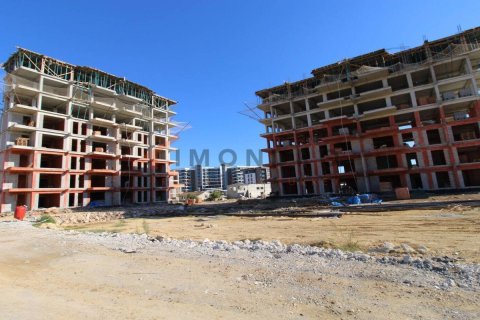 2+1 Apartment in Aksu, Turkey No. 17331 8