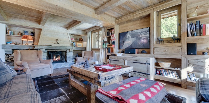 3 dormitorios Apartment en Val-d'Isere, France No. 67834