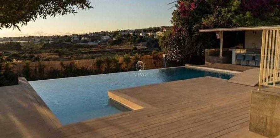 6 bedrooms House in Germasogeia, Cyprus No. 77150