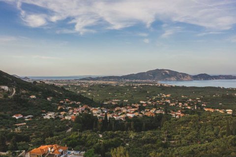 Land à Zakynthos, Greece No. 72478 13