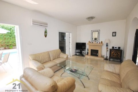 3 bedrooms Villa in Empa, Cyprus No. 39123 4