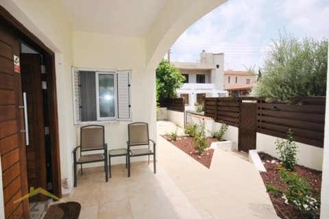 3 bedrooms Villa in Empa, Cyprus No. 39123 16