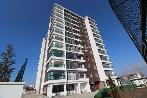 4+1 Apartment in Ankara, Turkey No. 61106 2