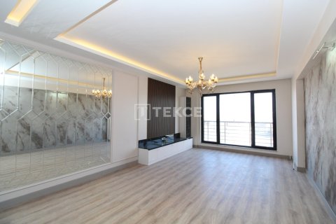 4+1 Apartment in Ankara, Turkey No. 61106 4