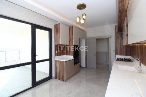 4+1 Apartment in Ankara, Turkey No. 61106 8