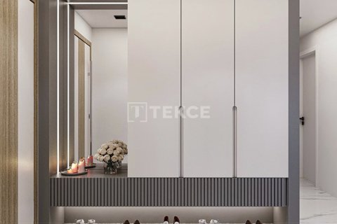 3+1 Apartment in Izmir, Turkey No. 61116 14