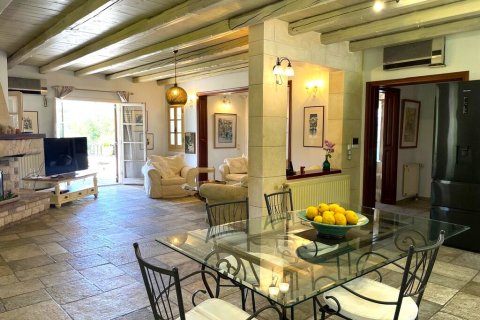 5 bedrooms Villa in Corfu, Greece No. 54550 27