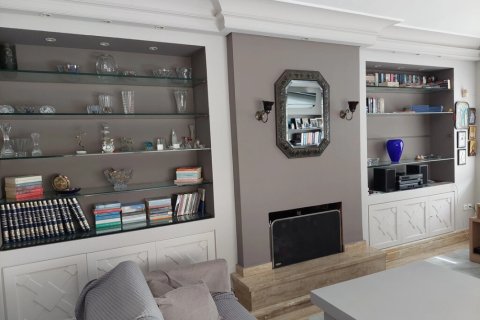 3 bedrooms Apartment in Athens, Greece No. 47644 5