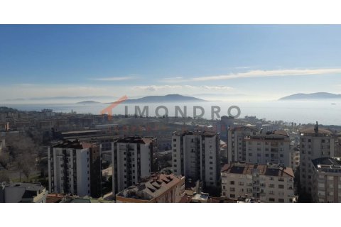 6+1 Apartment in Maltepe, Turkey No. 18026 5