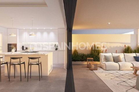 4 dormitorios Apartment en Estepona, Spain No. 25842 10