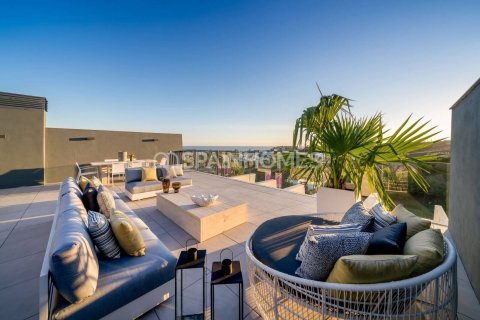 3 dormitorios Penthouse en Estepona, Spain No. 25848 3