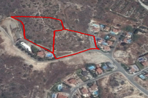 12892m² Land en Agios Tychonas, Cyprus No. 35633 1