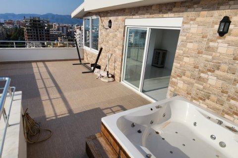 7+1 Penthouse in Mahmutlar, Turkey No. 14532 18