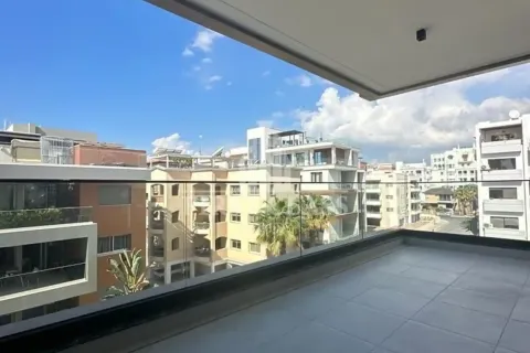 2 dormitorios Apartment en Germasogeia, Cyprus No. 35283 2