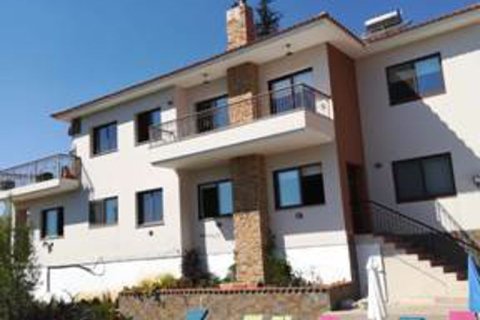 4 bedrooms Villa in Pera Pedi, Cyprus No. 36819 2