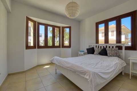 4 bedrooms Villa in Pernera, Cyprus No. 36817 18